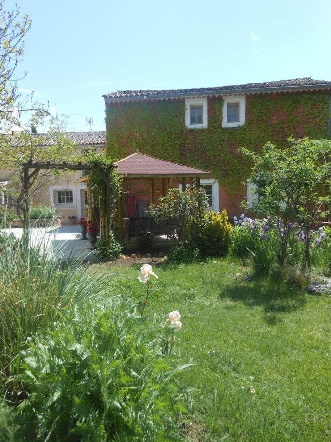 Bed and Breakfast Les Passiflores Roussillon en Isere Exterior foto