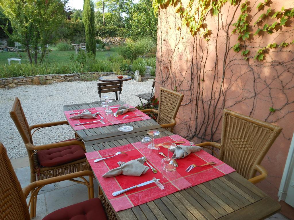 Bed and Breakfast Les Passiflores Roussillon en Isere Exterior foto