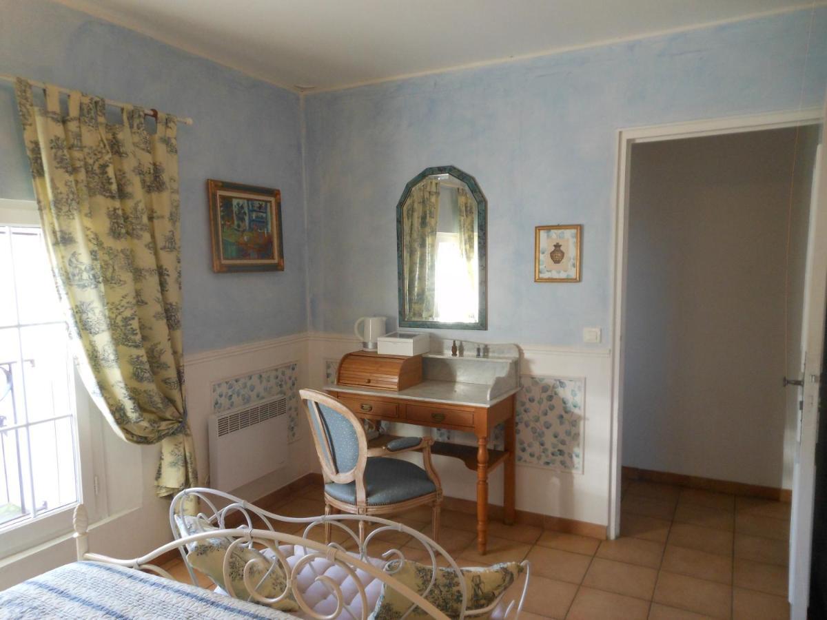 Bed and Breakfast Les Passiflores Roussillon en Isere Exterior foto