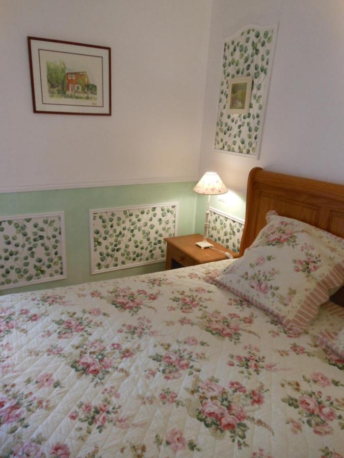 Bed and Breakfast Les Passiflores Roussillon en Isere Exterior foto