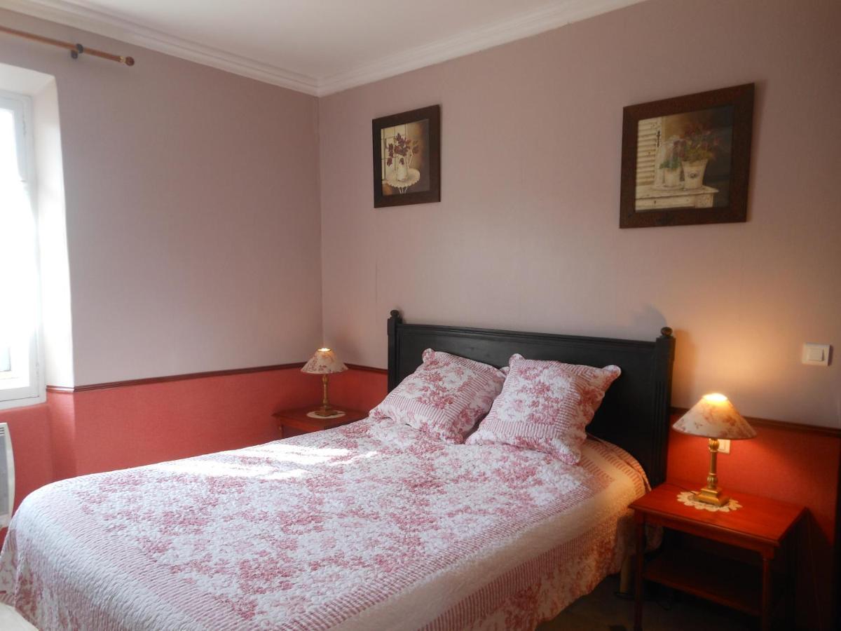 Bed and Breakfast Les Passiflores Roussillon en Isere Exterior foto